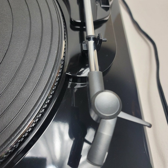 ION PROFILE LP Turntable (AC Mains Powered) Transfer Vinyl To MP3 Via PC Or Mac - Picture 8 of 12